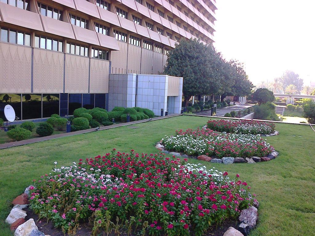Royal Tulip Alrasheed Hotel Baghdād Kültér fotó