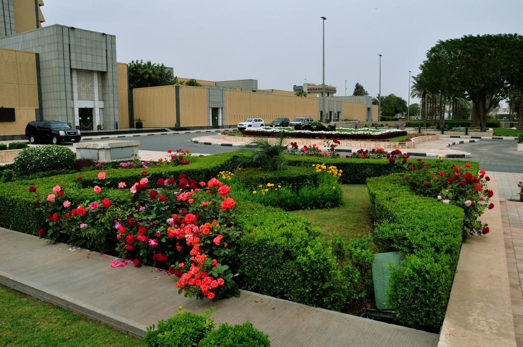 Royal Tulip Alrasheed Hotel Baghdād Kültér fotó